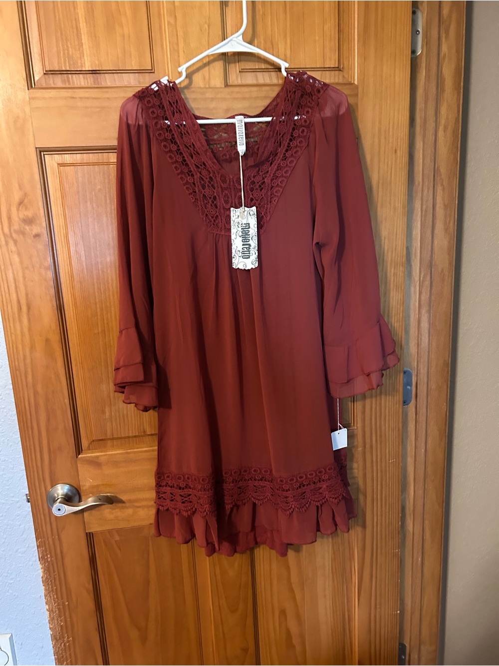 Women's Lace-Trim Shift Dress in Rust